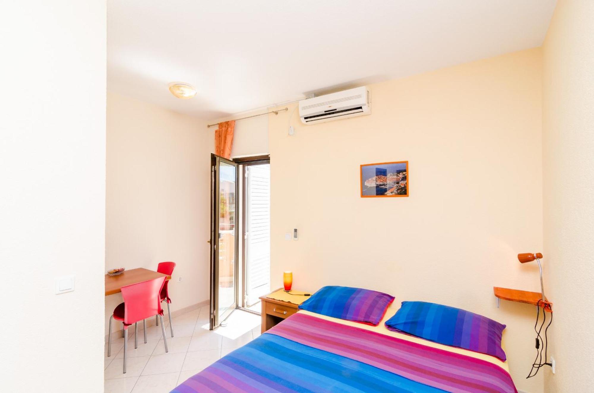 Guesthouse Somnium 察夫塔特 客房 照片