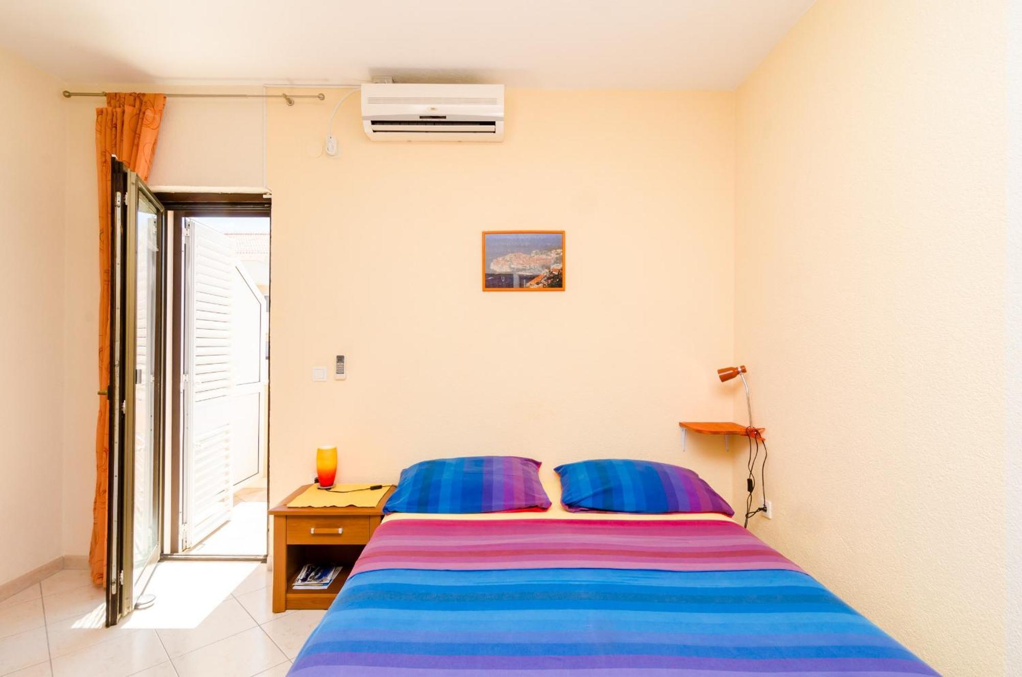Guesthouse Somnium 察夫塔特 客房 照片