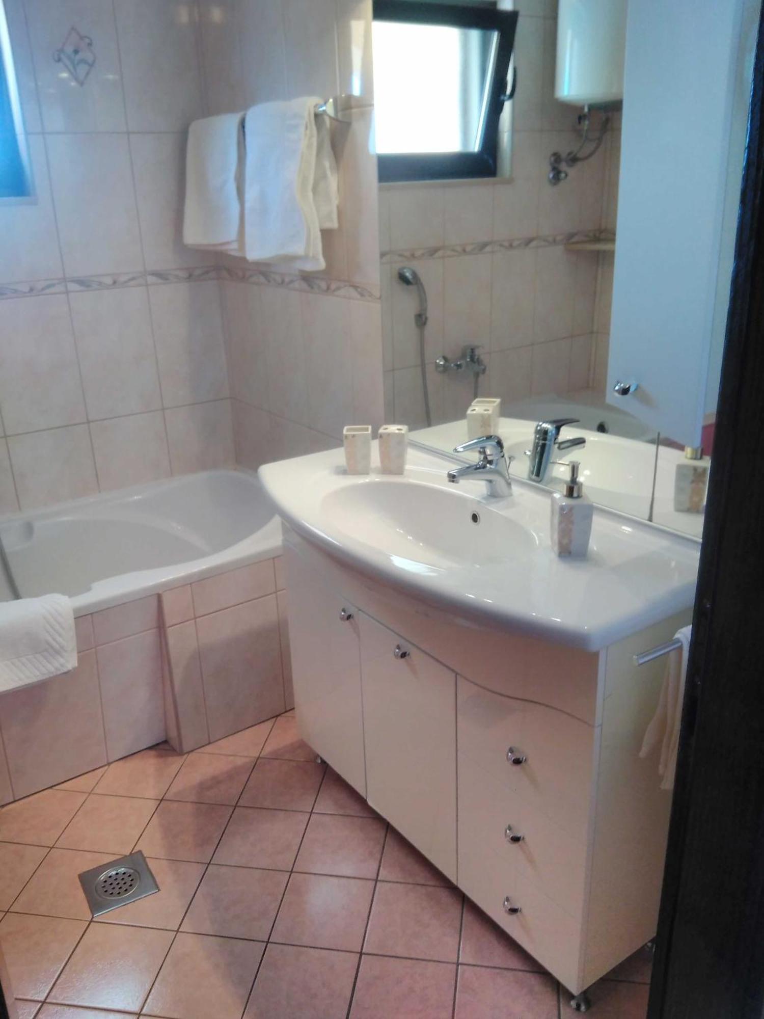 Guesthouse Somnium 察夫塔特 客房 照片