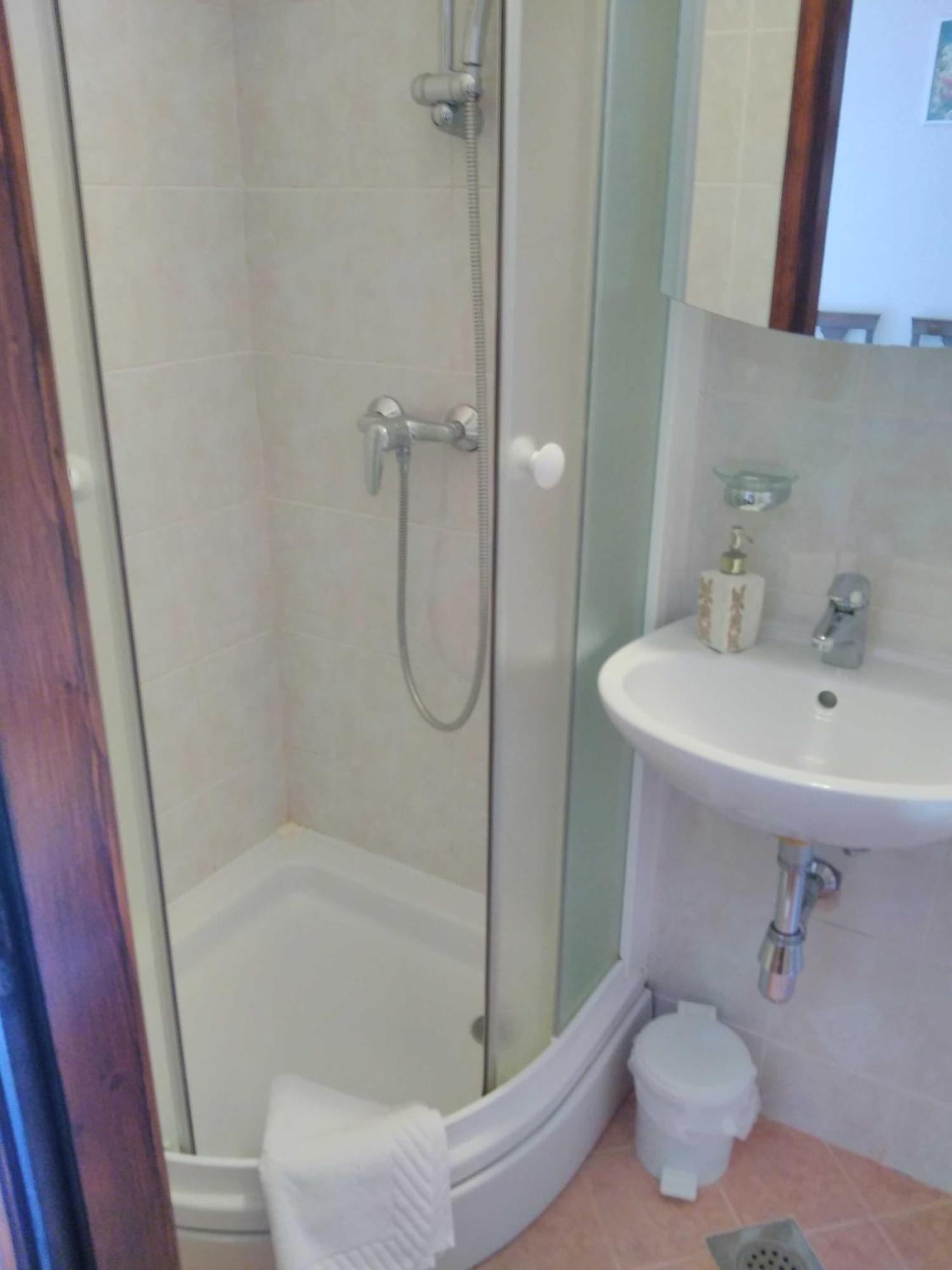 Guesthouse Somnium 察夫塔特 客房 照片